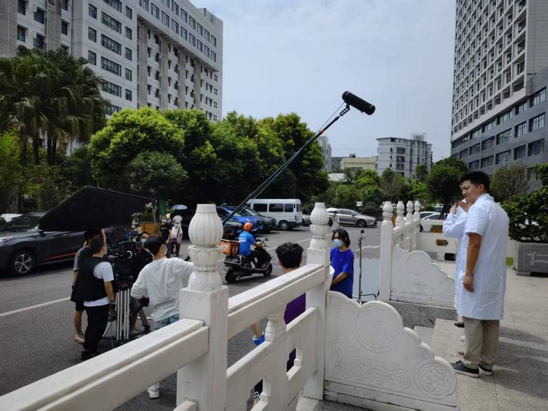 南开区广告片拍摄公司低成本实现高规格制作的诀窍